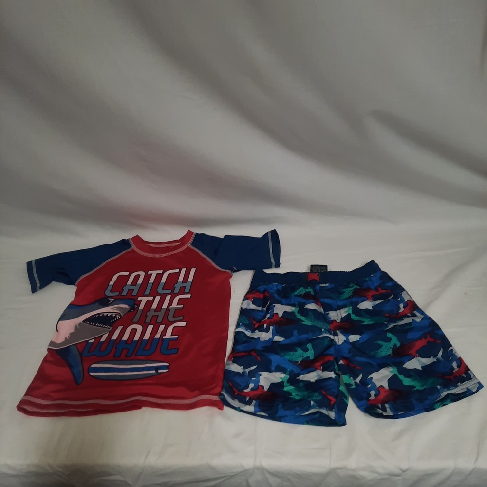 NEW Quad Seven  2 piece Swim top & trunks mesh lining 4